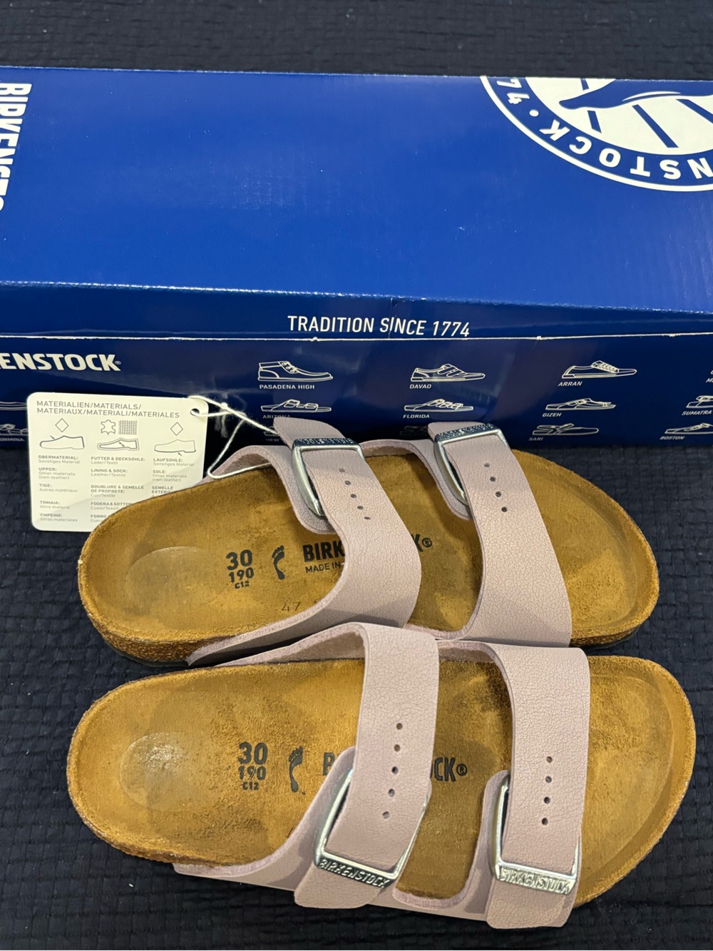 NWT Birkenstock Girls Arizona faded purple size 30 (12-12.5)